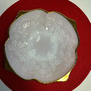 Vintage Milk Glass Fruit Bowl